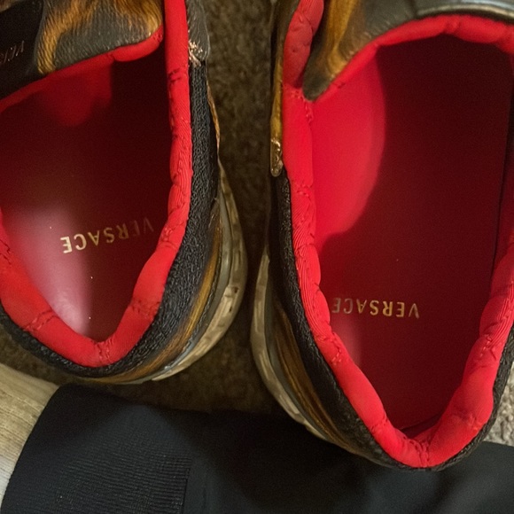 Versace - Picture 5 of 6